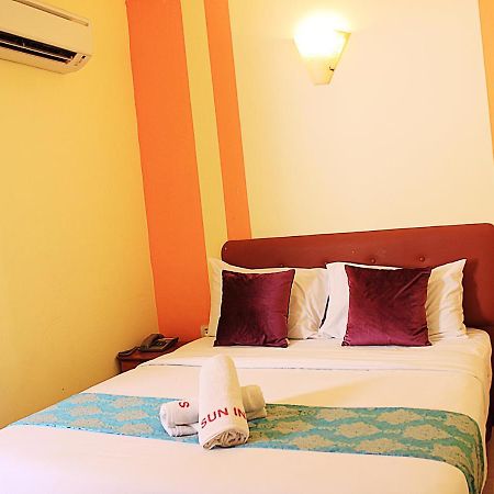 Sun Inns Hotel Айер-Керох Экстерьер фото